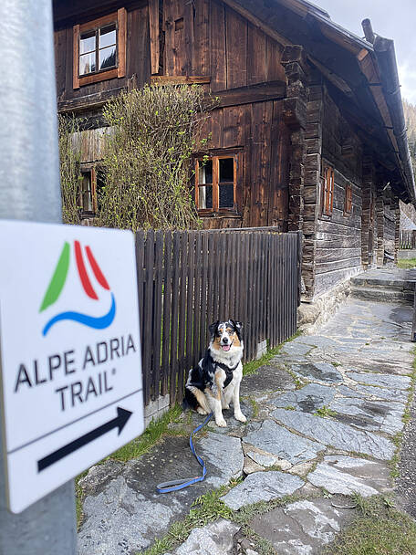 Alpe Adria Trail Schustekeusche- ältestes Haus Mallnitz Etappe 07