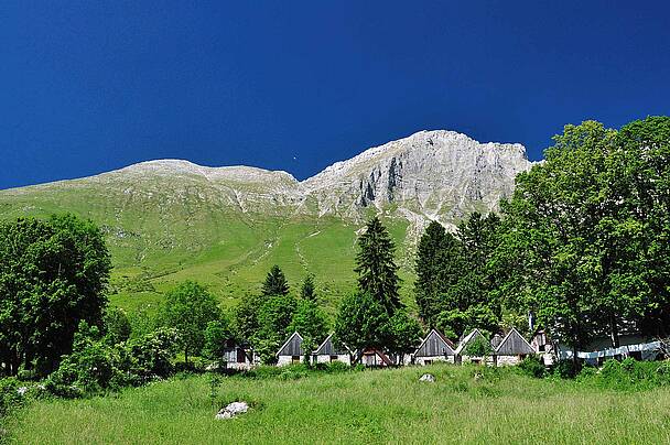 Alpe adria trail hutten planina kuhinja original